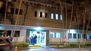 Ocho escolares del Liceo Naval Almirante Guise son retenidos por presunta agresión sexual contra un compañero